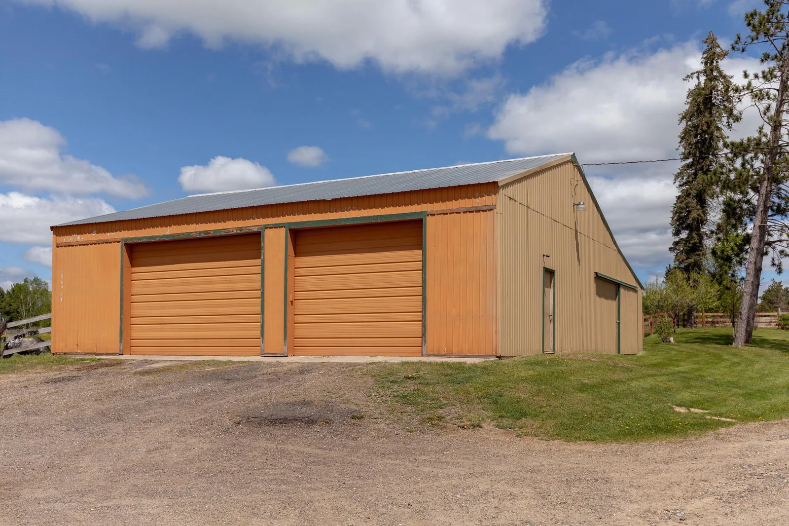 46x36 Cement Floor Garage with Lean-To