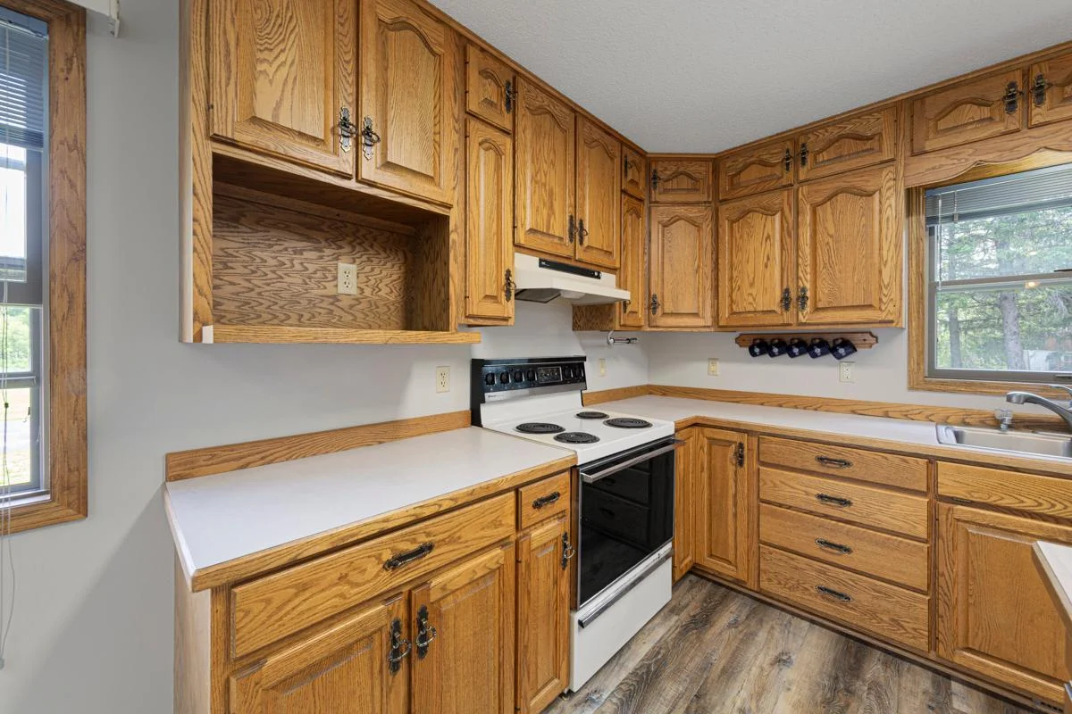 15 Kitchen