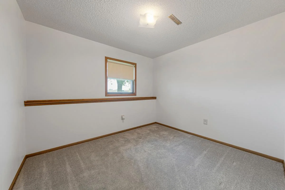 38 Bedroom 3_lower