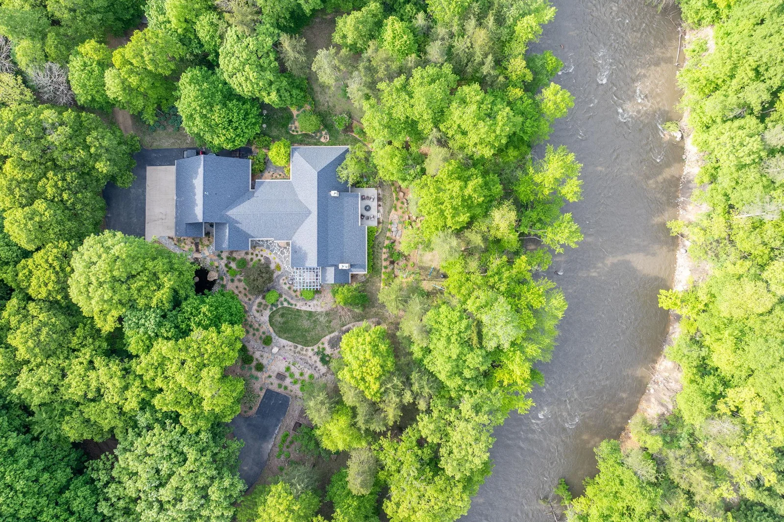 88-web-or-mls-56273-185th-ln.jpg