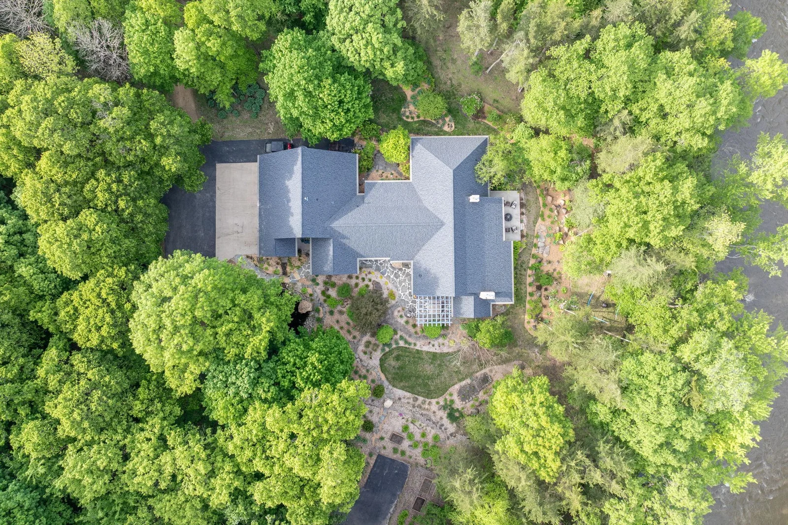 87-web-or-mls-56273-185th-ln.jpg