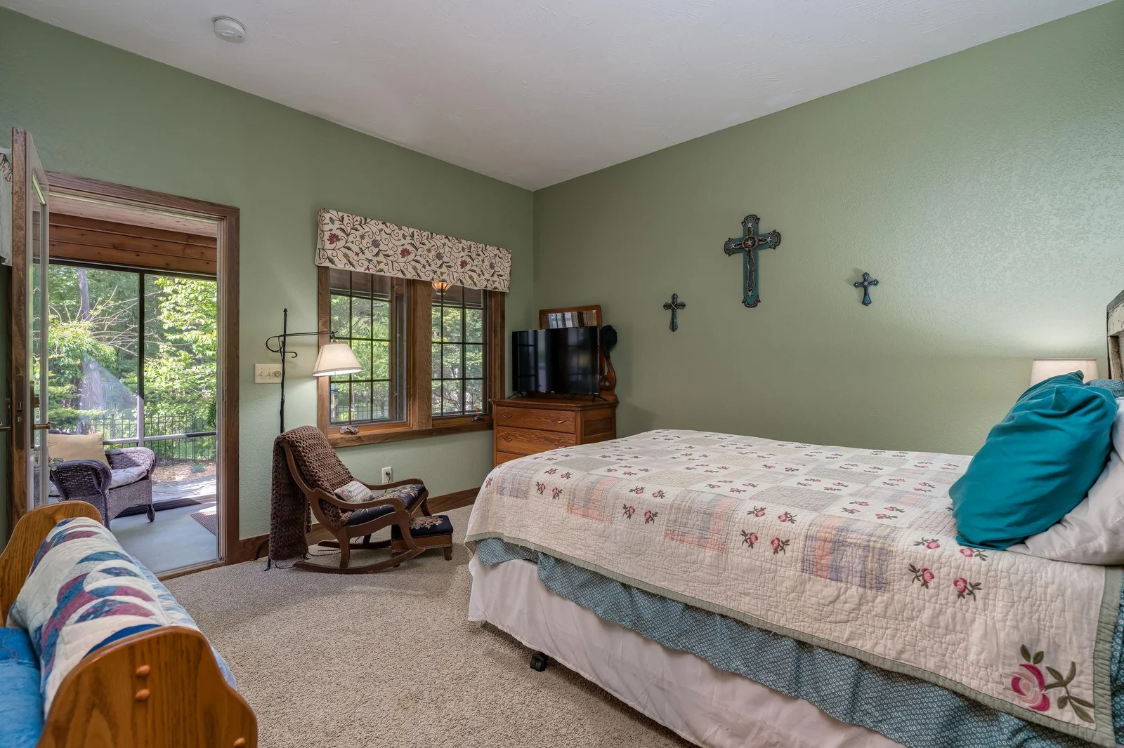 47-web-or-mls-56273-185th-ln.jpg