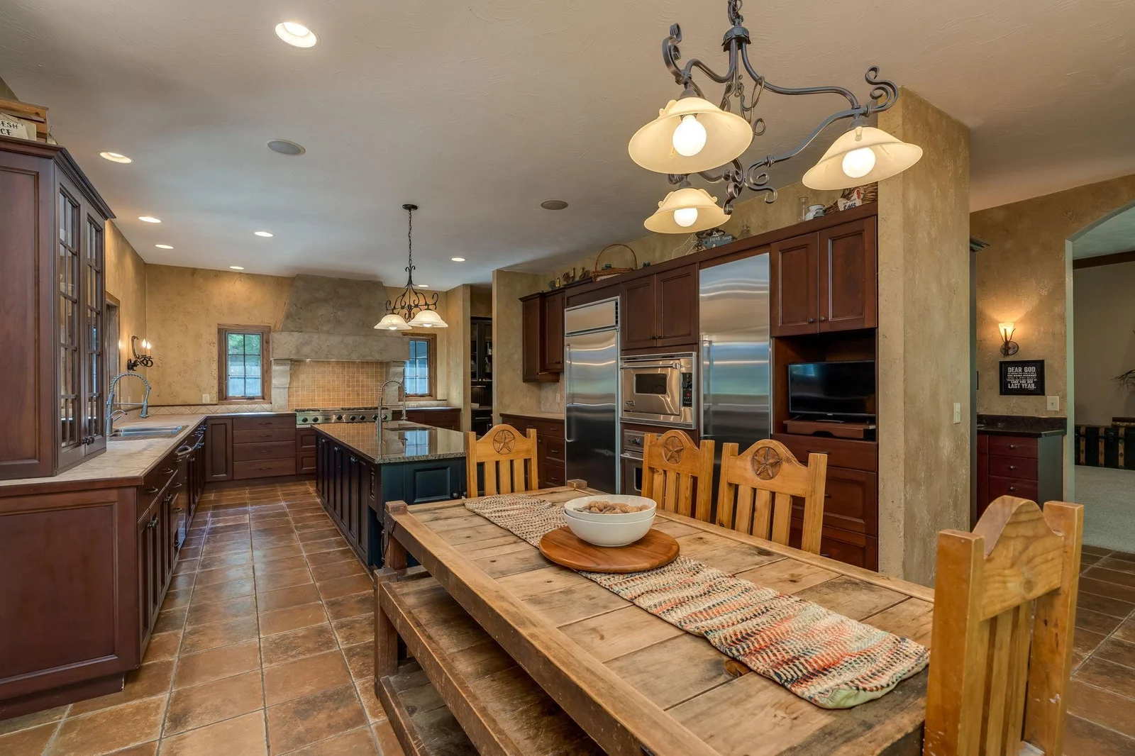 31-web-or-mls-56273-185th-ln.jpg