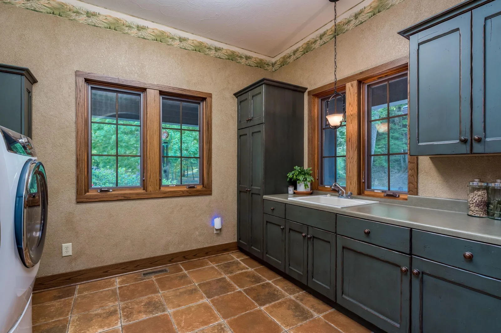 52-web-or-mls-56273-185th-ln.jpg