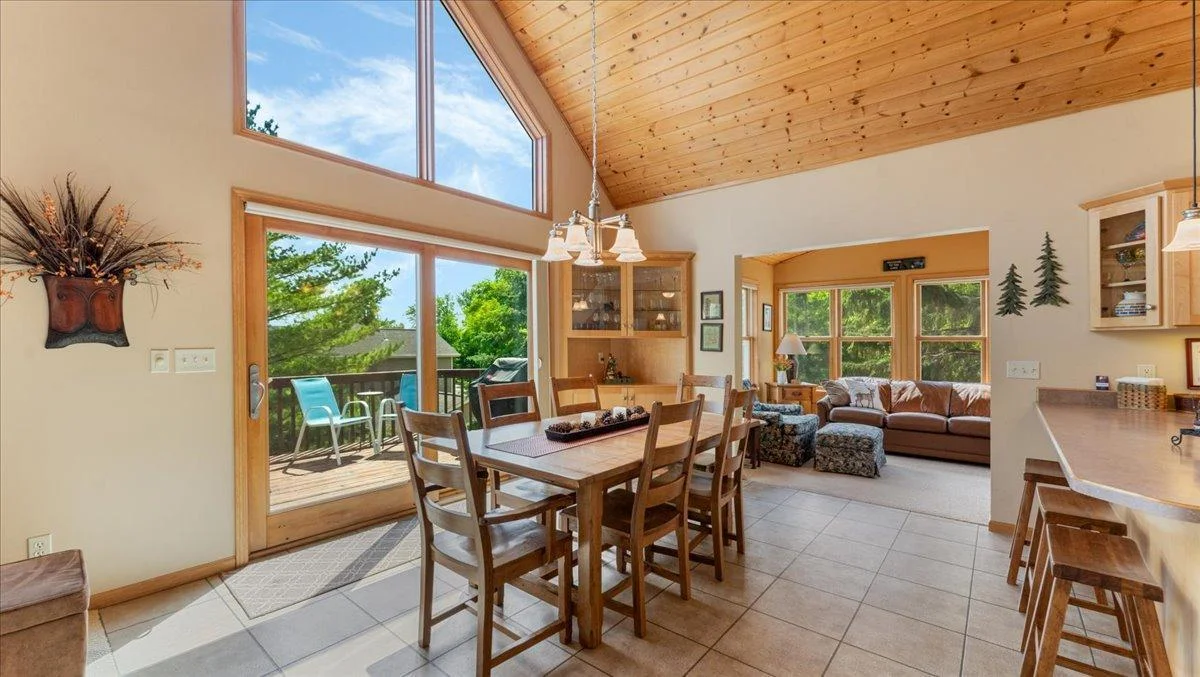 4132 Omaha Lane NW, Alexandria, MN 56308 Enjoy your dining experience inside or outside, the sun room offers a comfortable space to relax