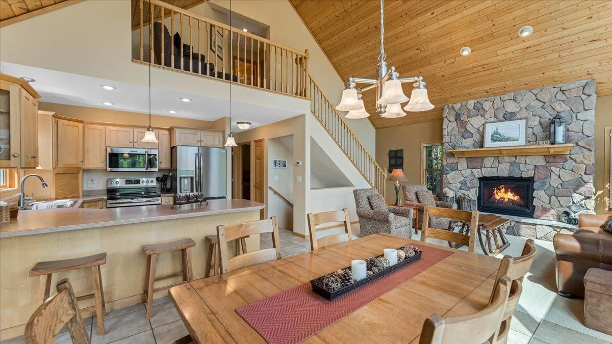 4132 Omaha Lane NW, Alexandria, MN 56308 Plenty of room for all to gather! You will find the main floor bedroom and full bathroom here and the stairs leading to the 2 floor bedrooms and another full bathroom.