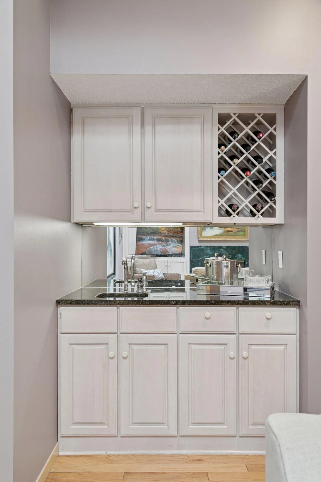 Wet Bar in family room