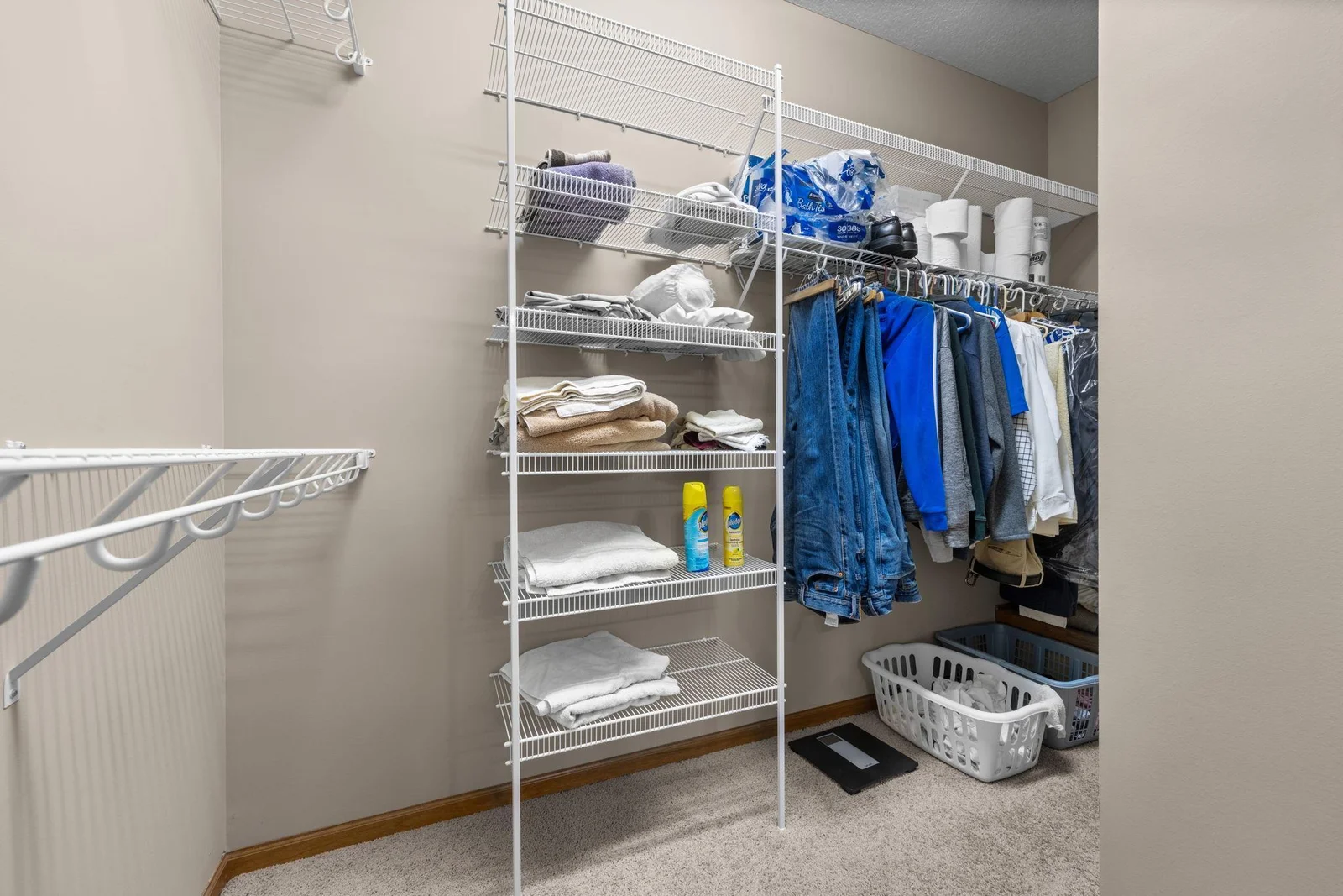 12-web-or-mls-8650 Corbin Ct-132.jpg