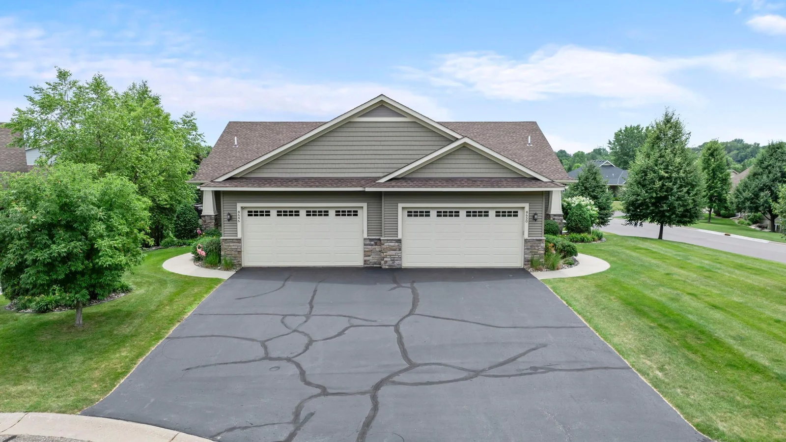 25-web-or-mls-8650 Corbin Ct-163.jpg