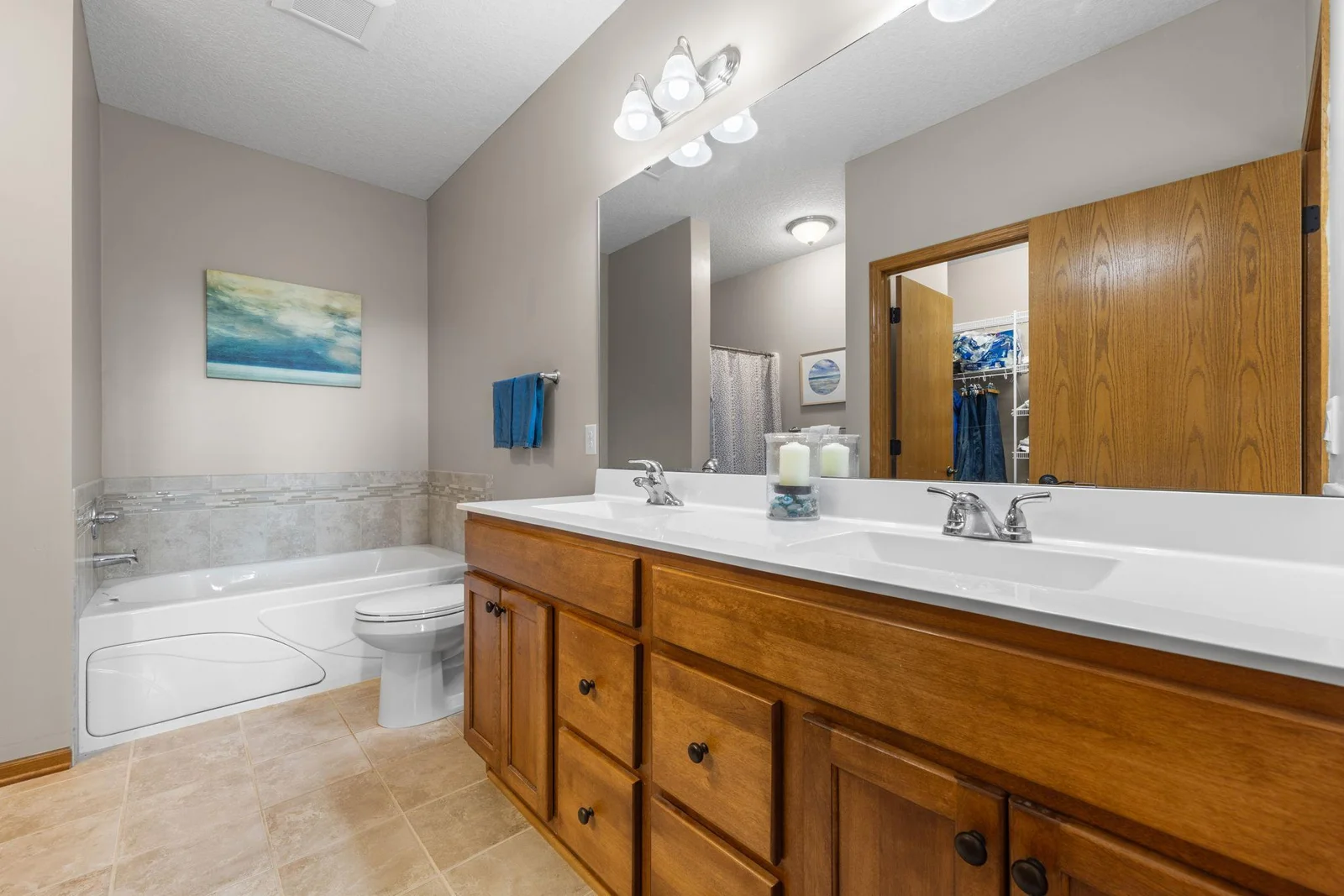 10-web-or-mls-8650 Corbin Ct-126.jpg