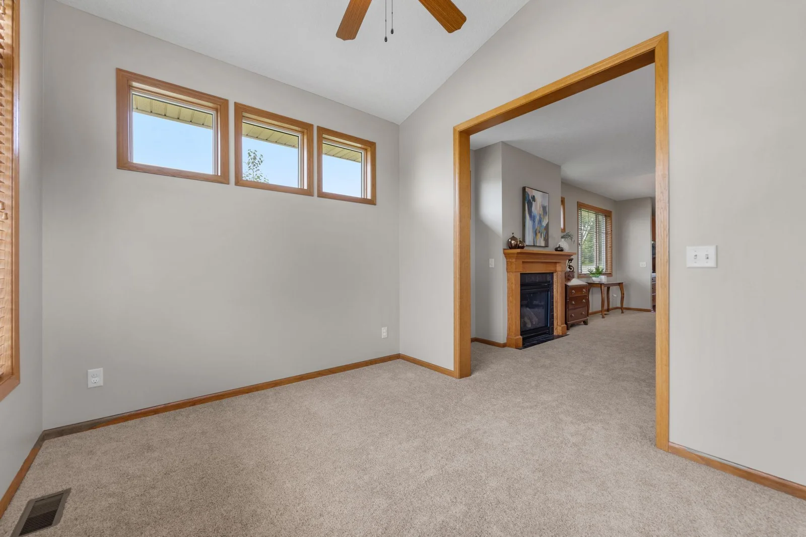 7-web-or-mls-8650 Corbin Ct-117.jpg