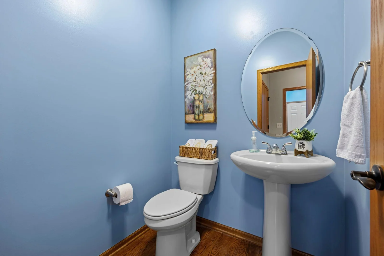 27-web-or-mls-8650 Corbin Ct-17.jpg