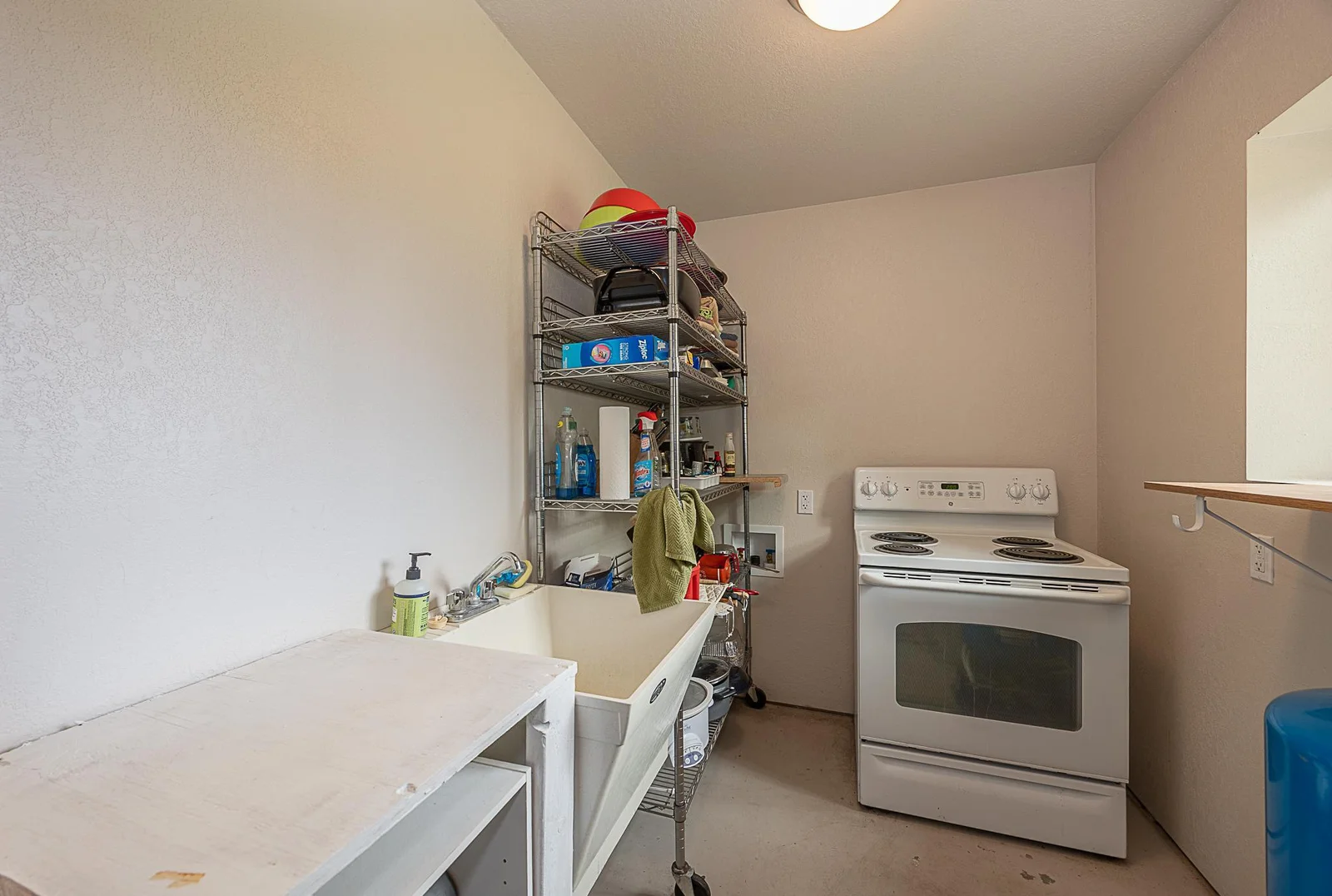Kitchen area on Garage.