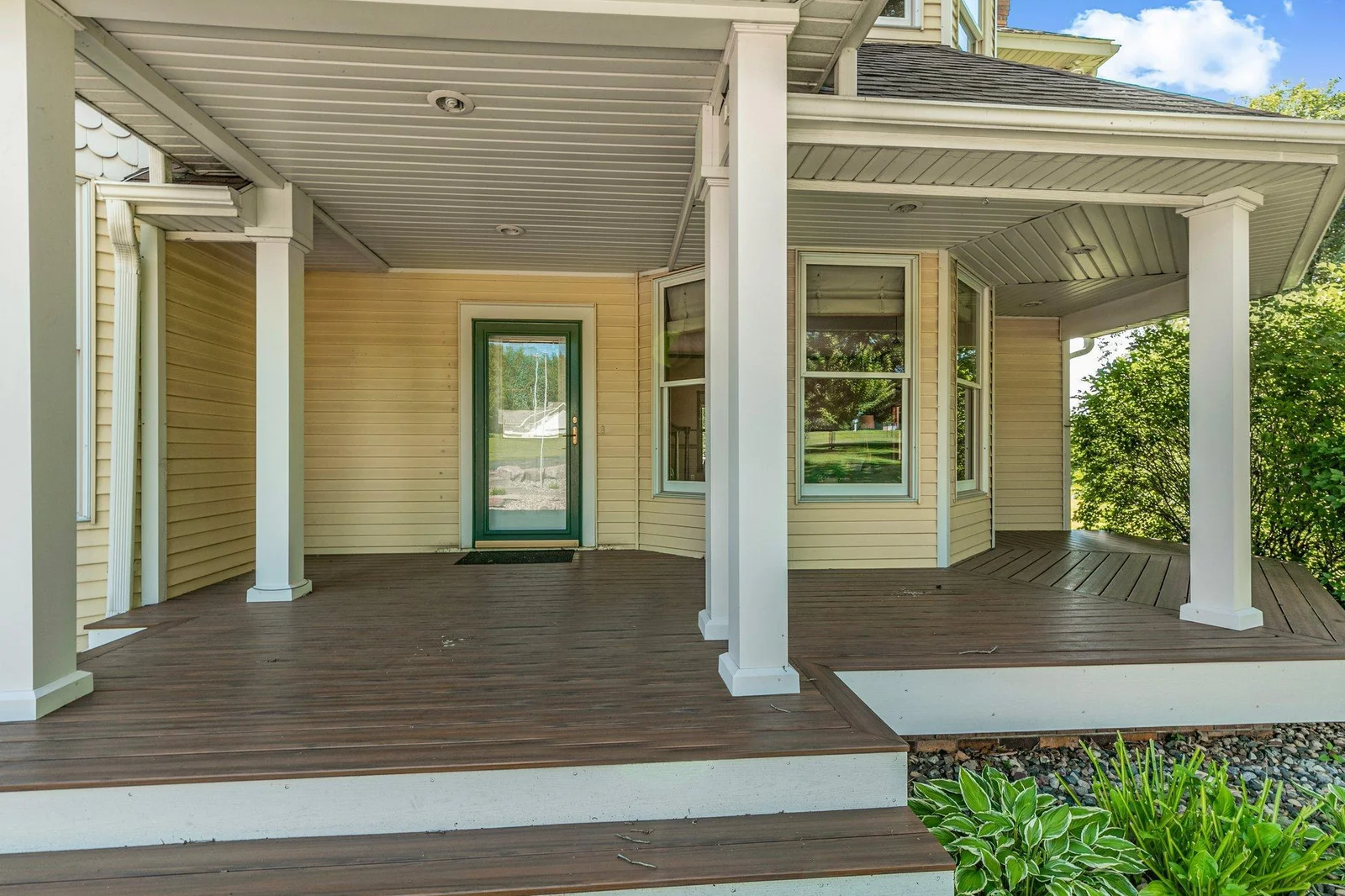 Maintenance free decking!