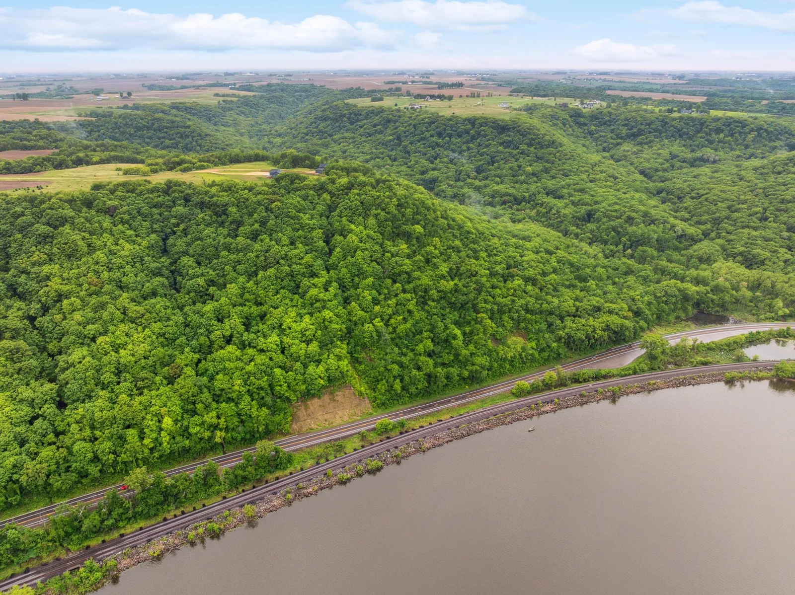 A peaceful retreat, beautifully positioned above Lake Pepin.