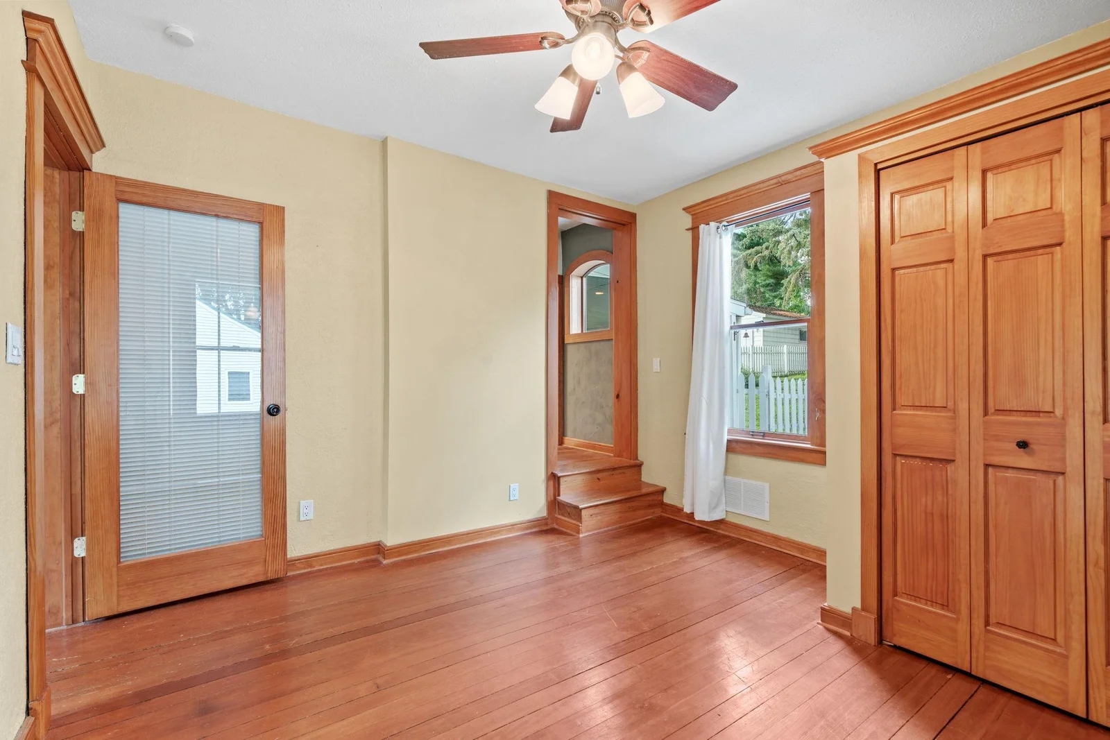 33-web-or-mls-638 7th St-33.jpg