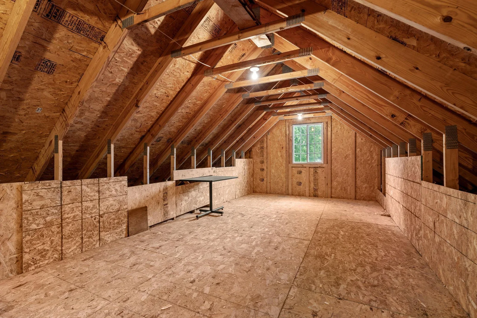 51-web-or-mls-638 7th St-51.jpg