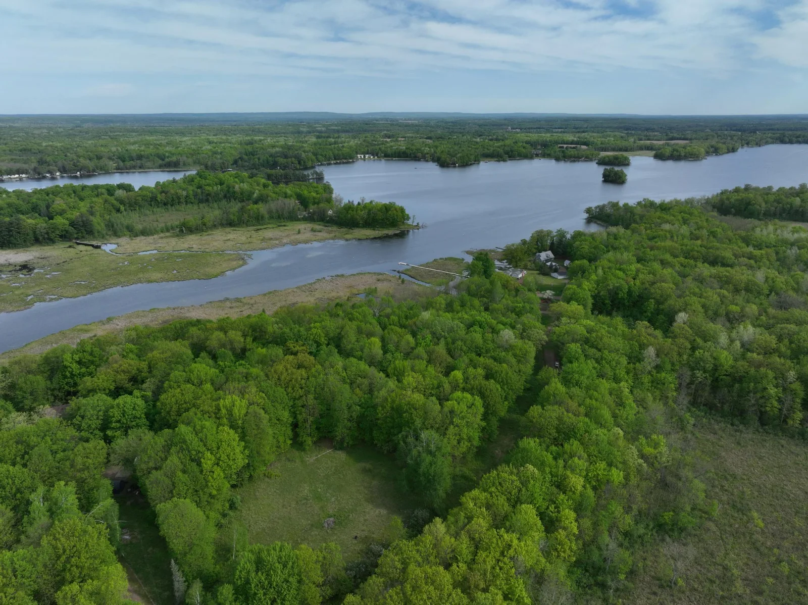 Aerial phot from the South of lot