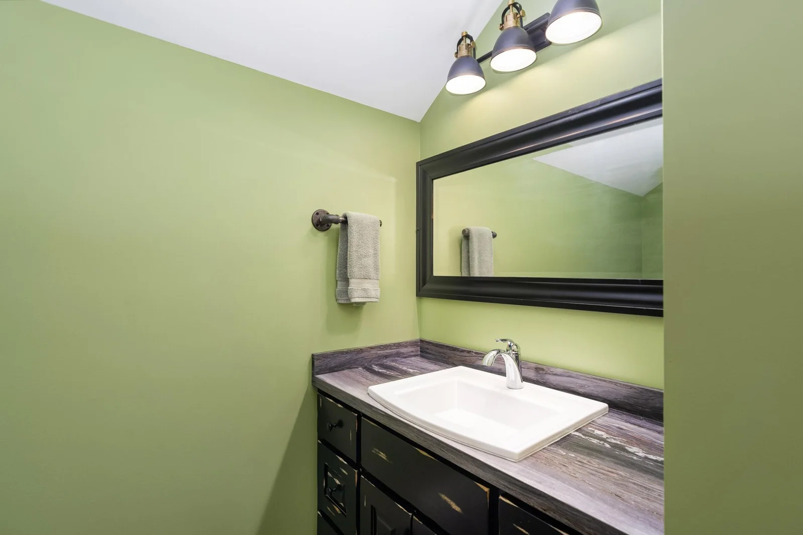 Upper Level Bathroom