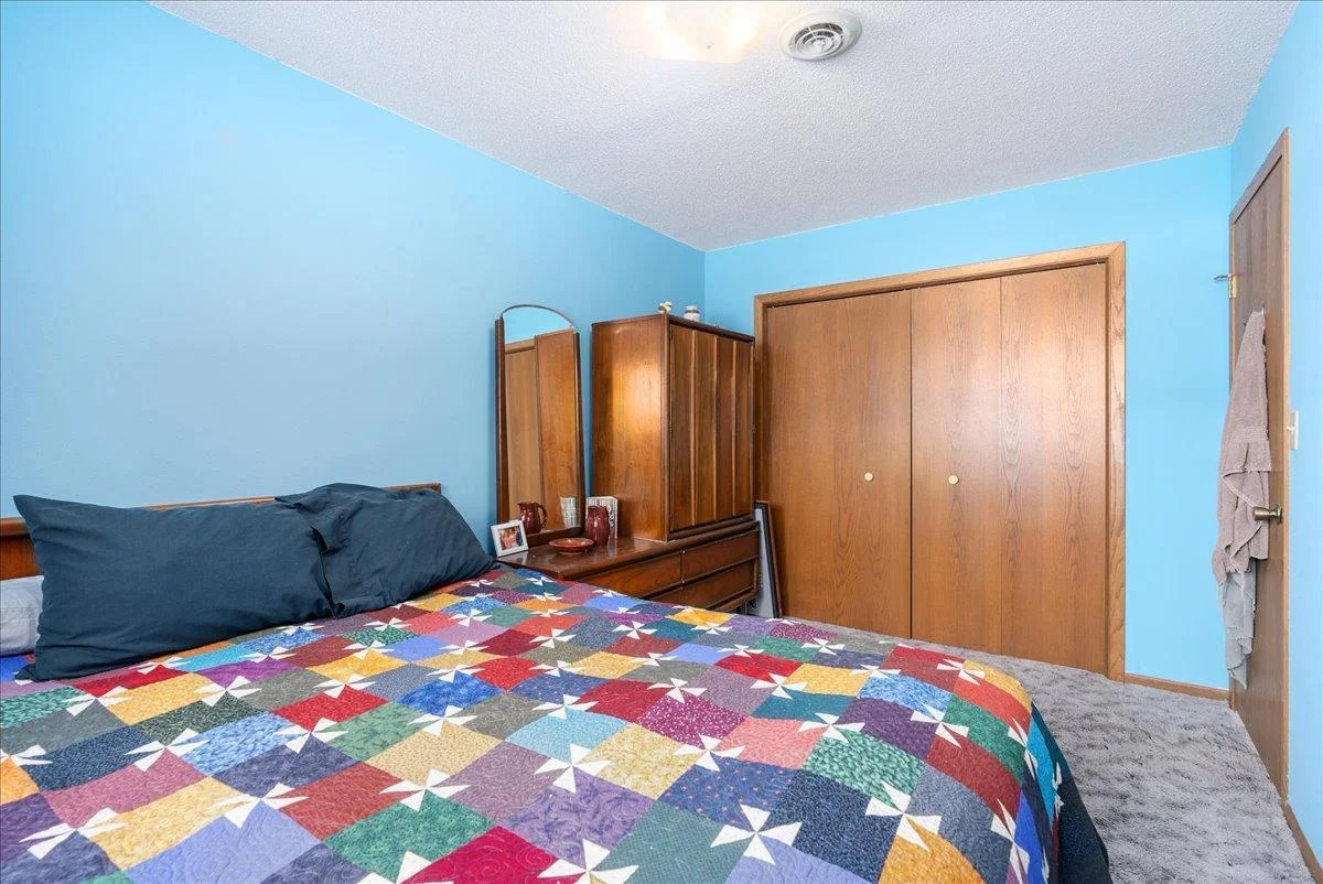 21-Lower Level Bedroom 3.jpg