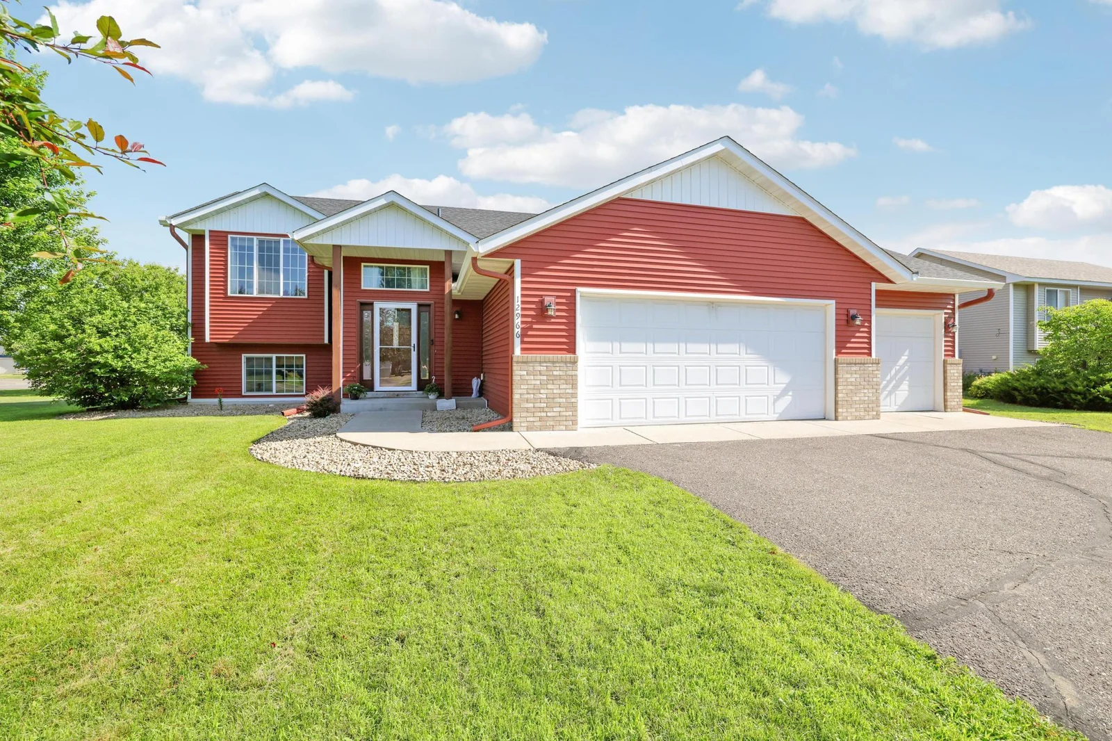12966 Carole Drive, Becker