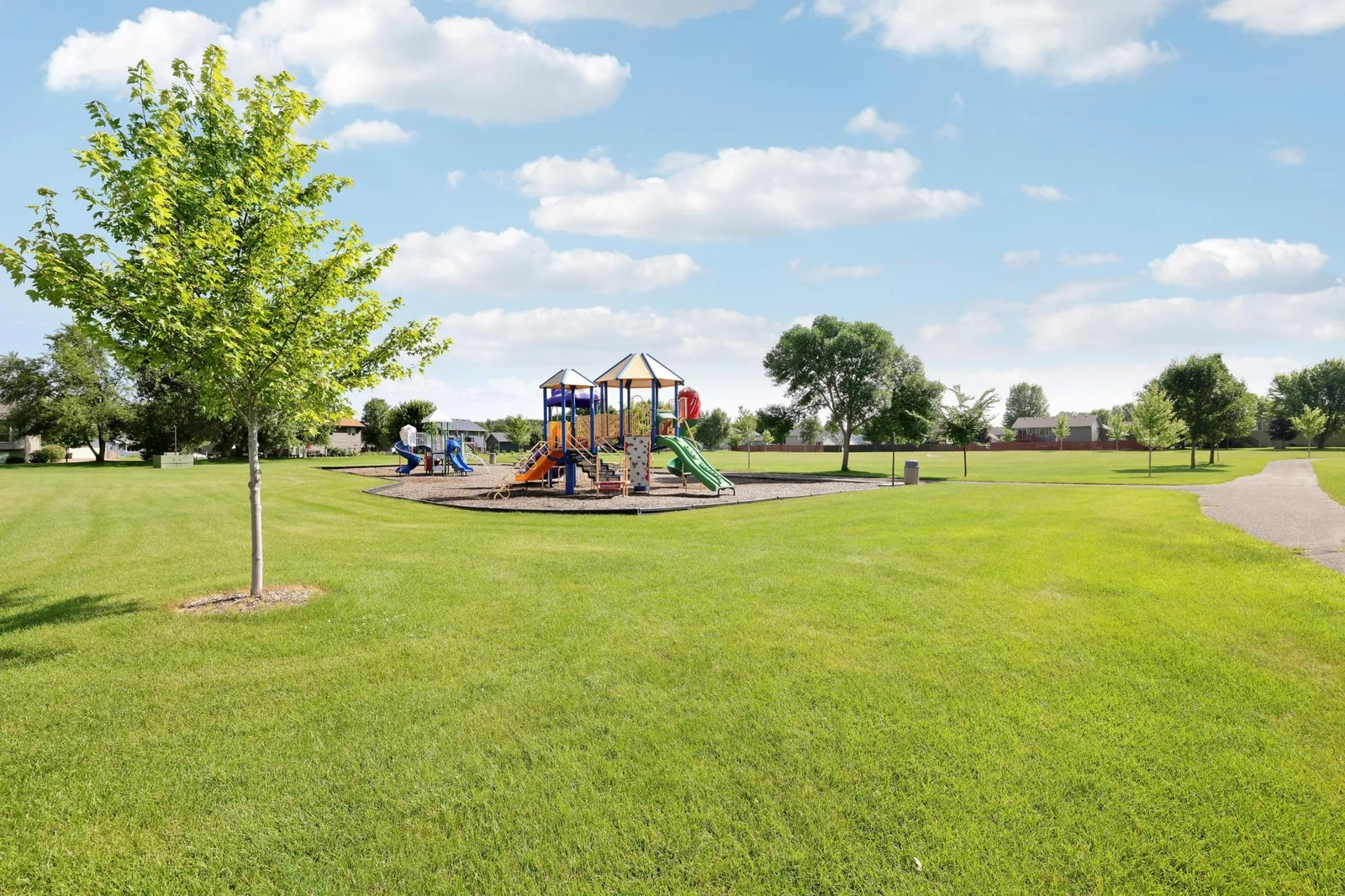 Park located behind the home