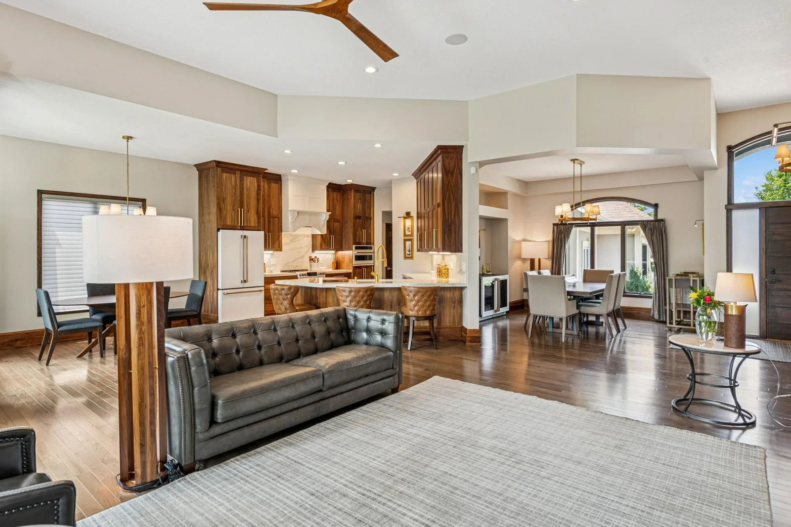 Oak hardwood floors new 2023