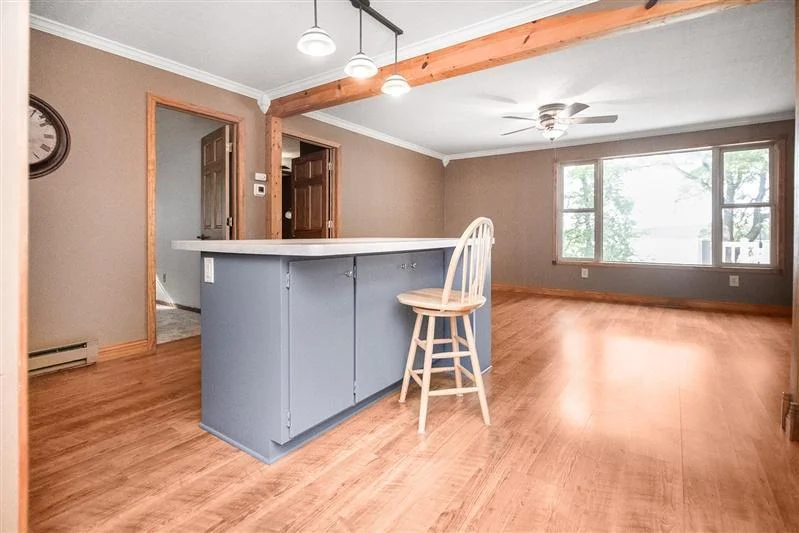 Island in Kitchen