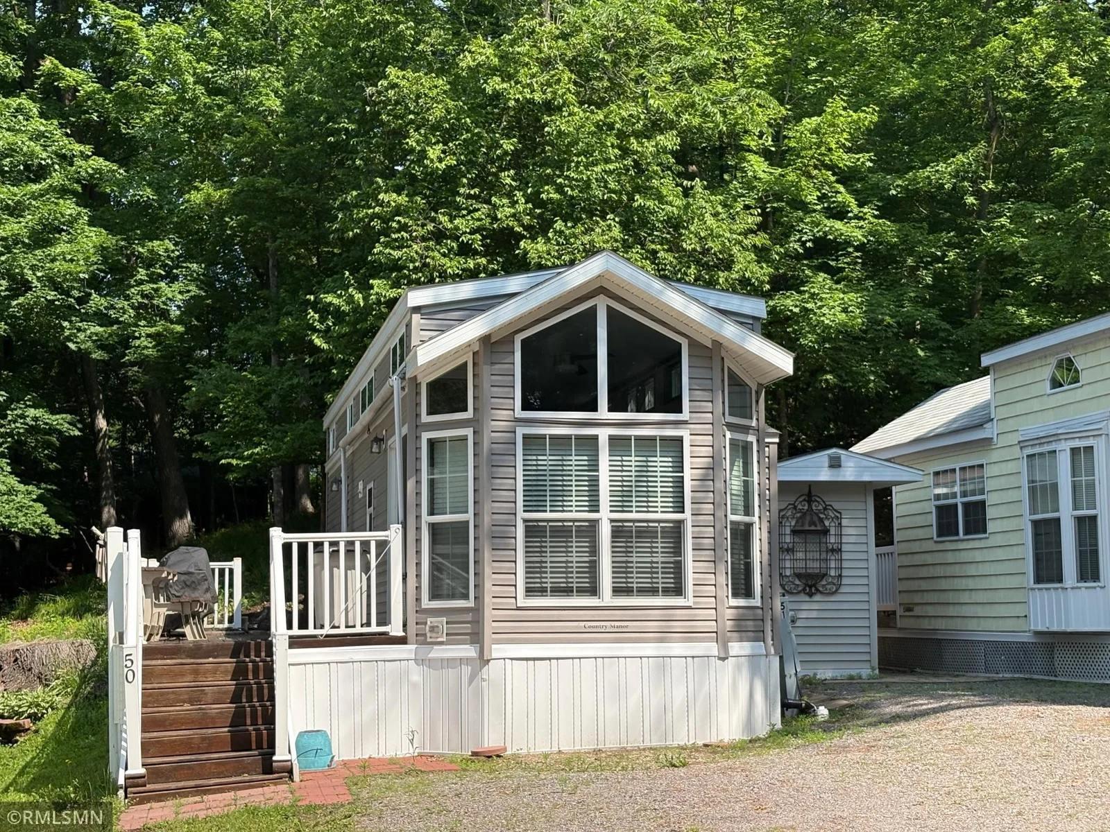 Photo 1 of 10255 Nevens