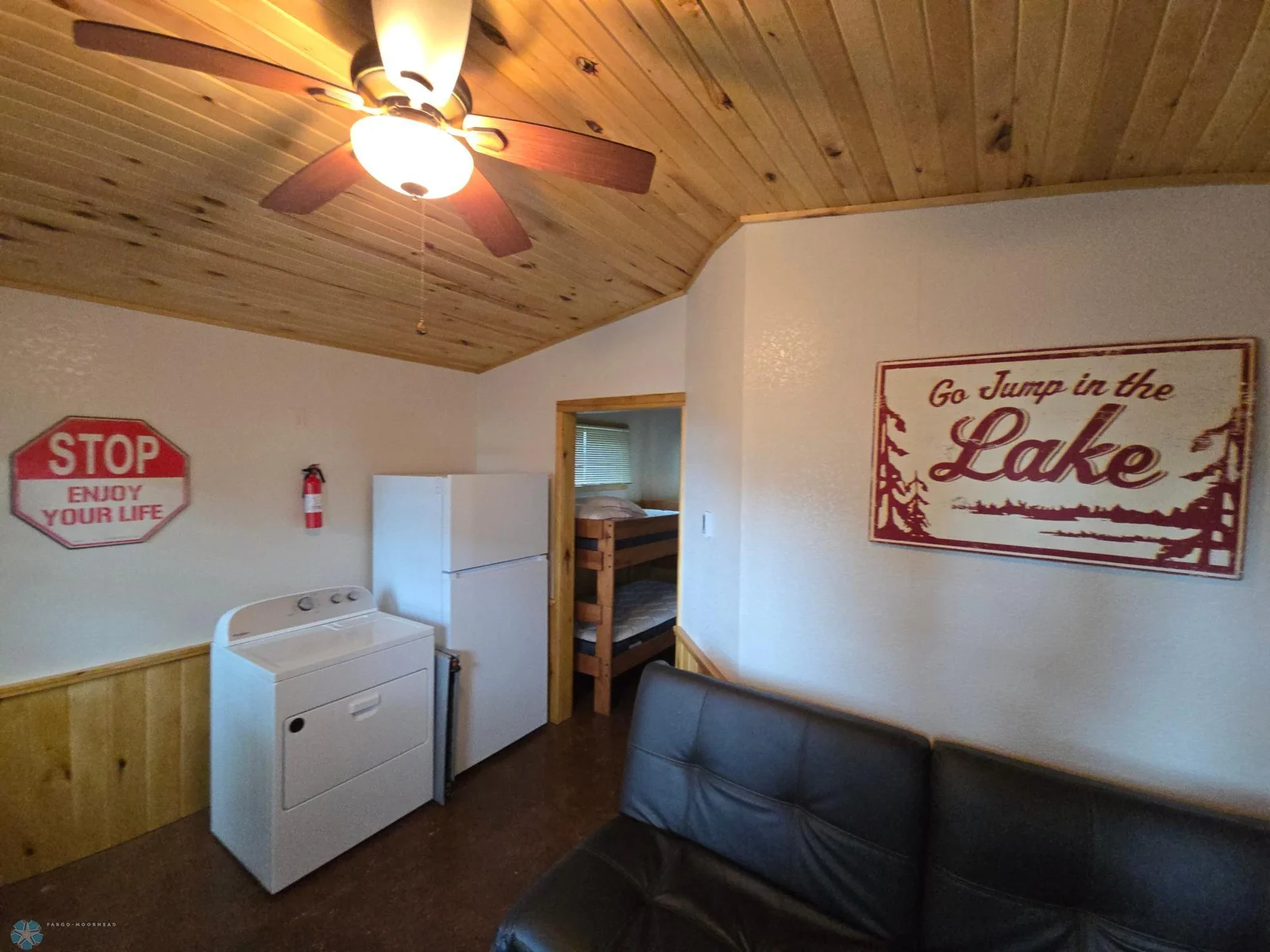 Guest Cabin Sitting Area