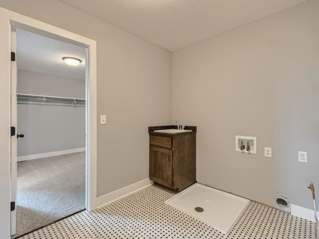 Photos of similar model, some optional features may be shown