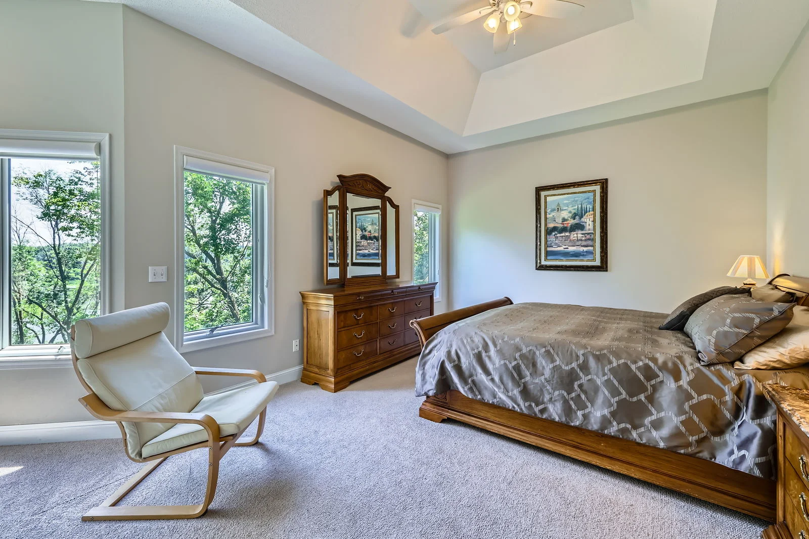 9739 Bjorkman Lane - Web Quality - 039 - 41 2nd Floor Primary Bedroom.png