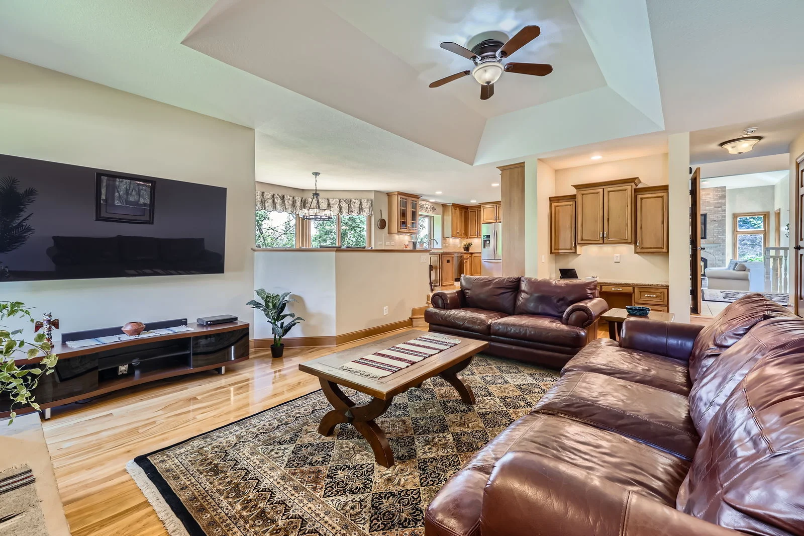 9739 Bjorkman Lane - Web Quality - 037 - 37 Family Room.png