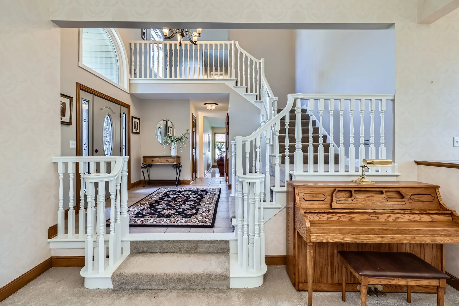 9739 Bjorkman Lane - Web Quality - 007 - 06 Foyer.png