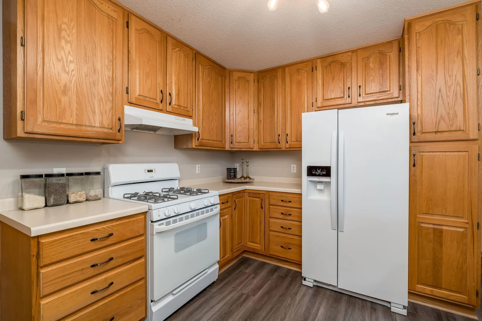 14-web-or-mls-623-e-rolling-hills-dr.jpg