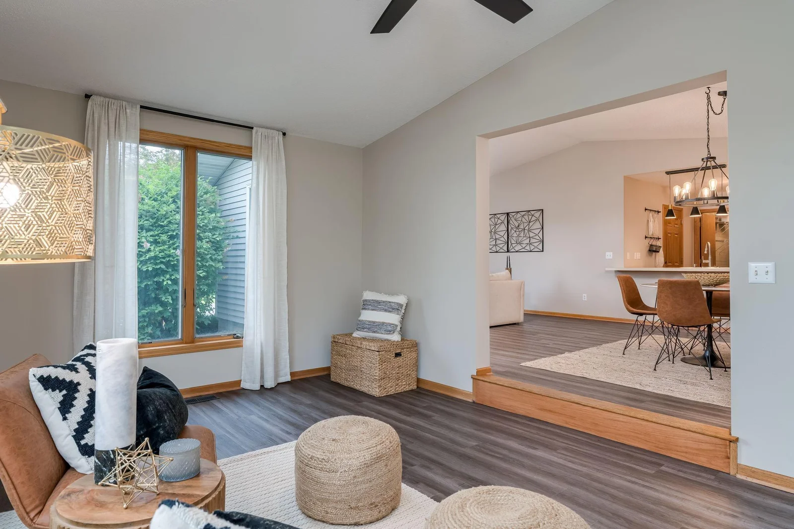 28-web-or-mls-623-e-rolling-hills-dr.jpg
