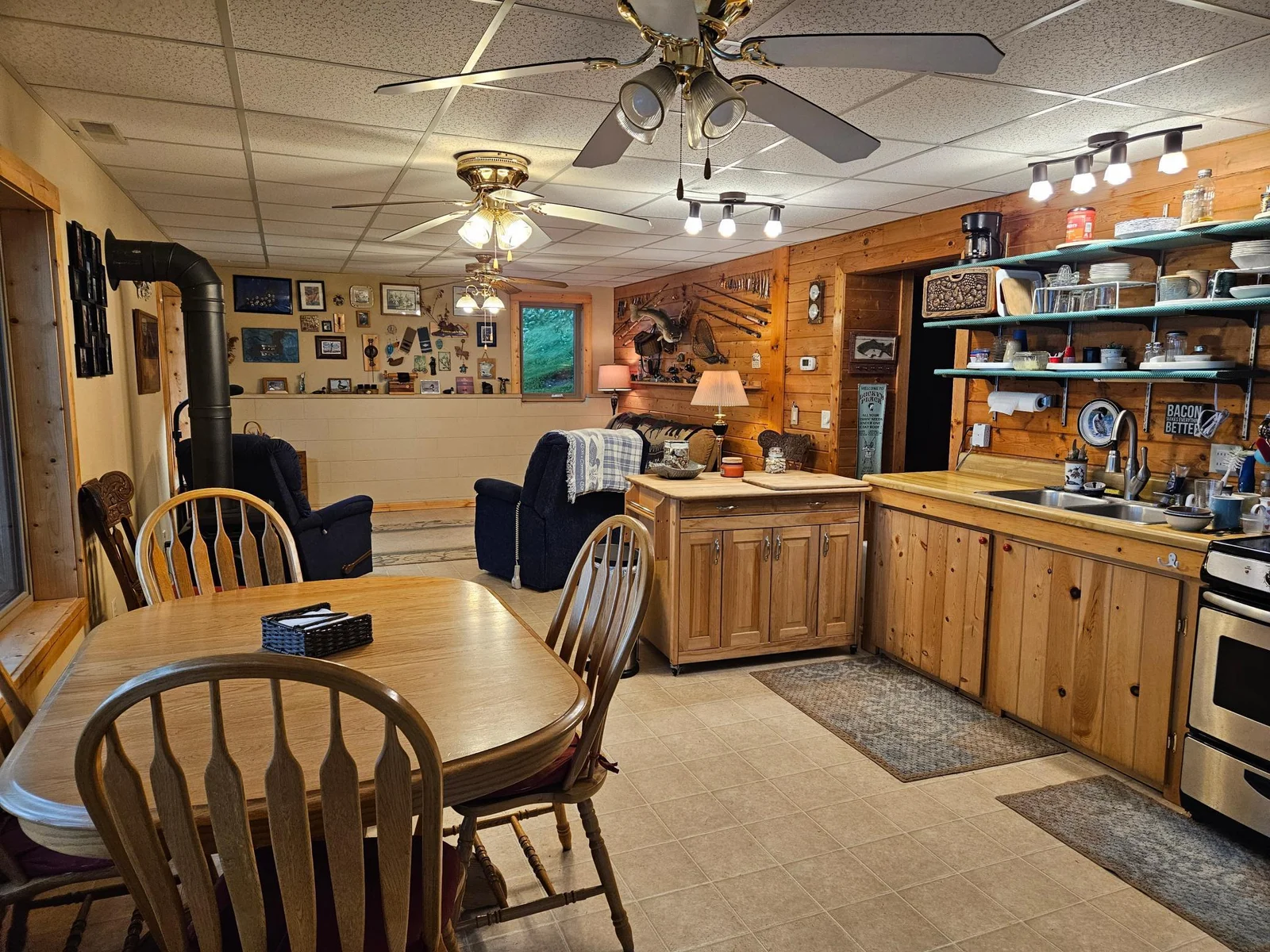 Kitchen Into Family Room