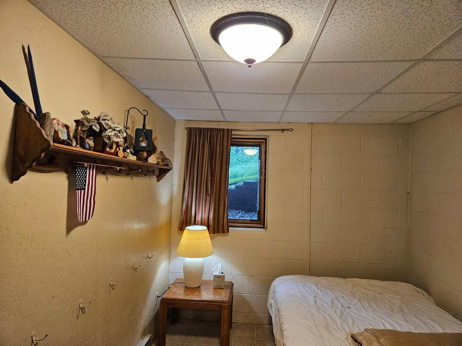 Bedroom Lower