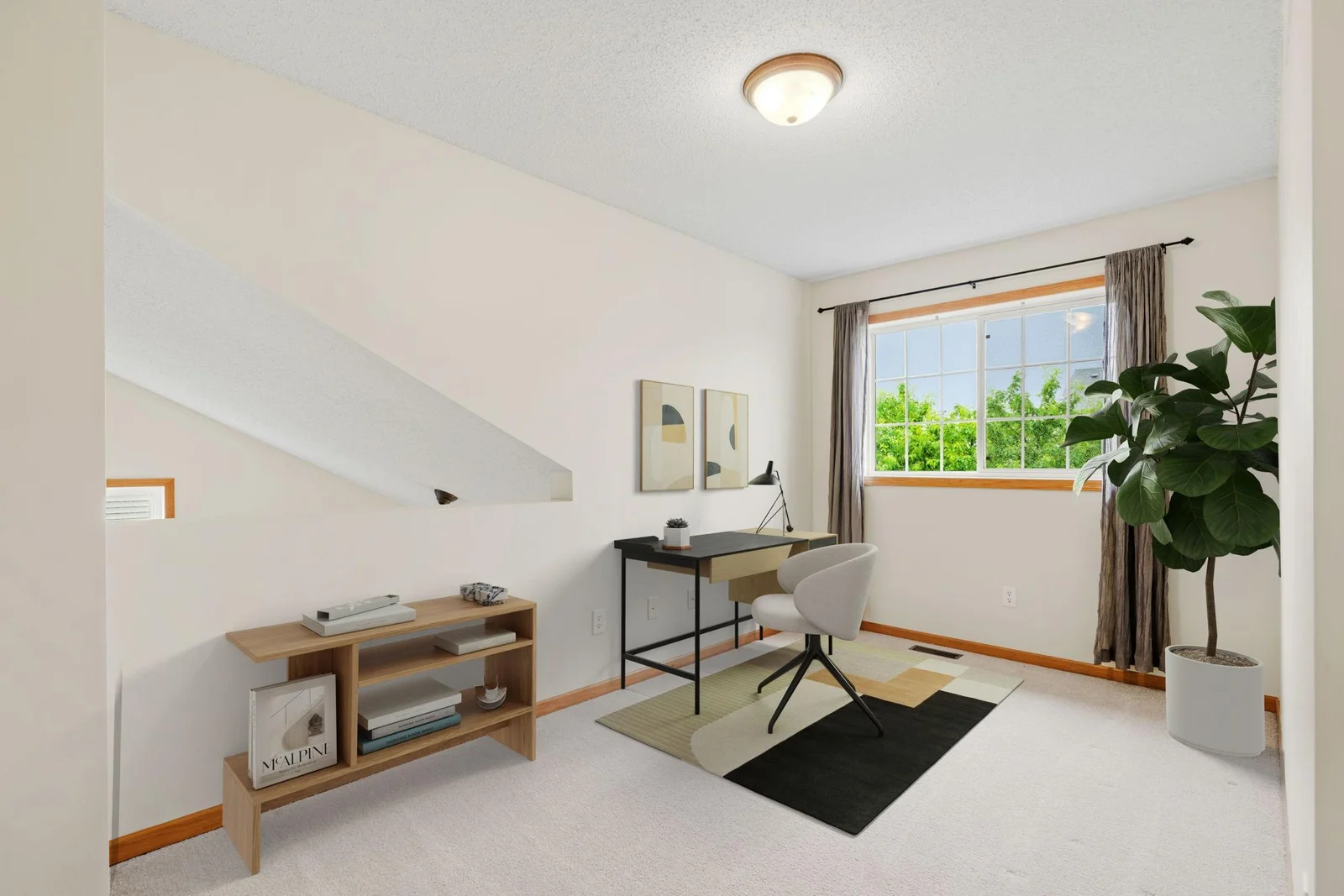 Cozy Loft for an office or 2nd family room
