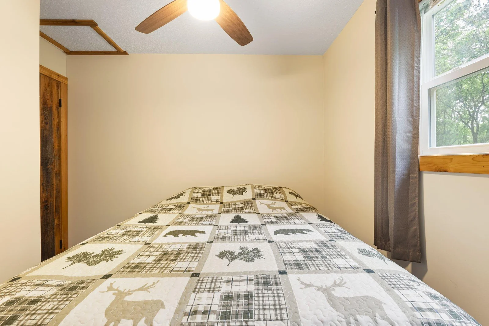 Each room in the home has new ceiling fan/lights.