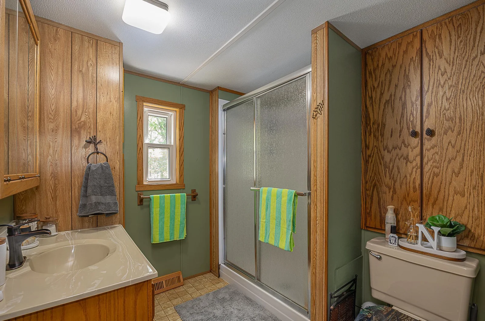 Main Bath