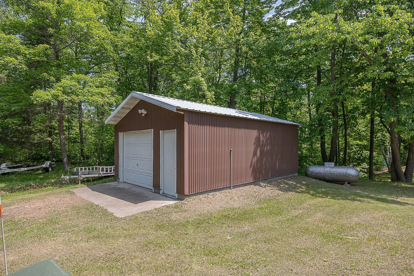 Garage 2