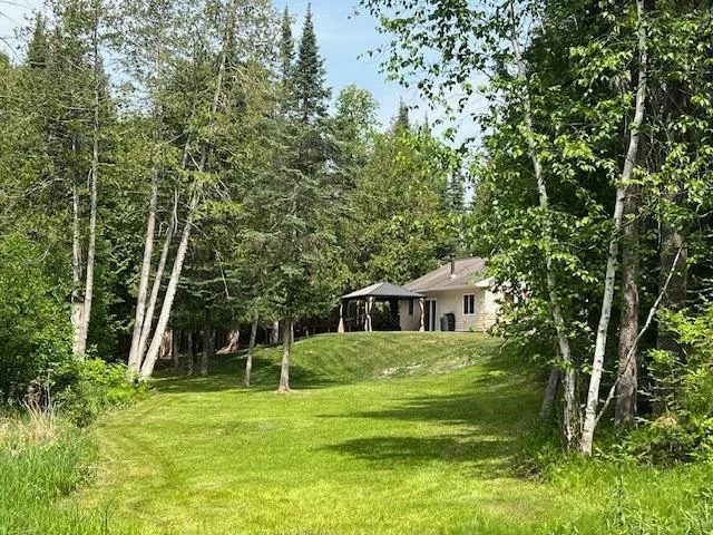Photo 1 of 10547 Vermeil
