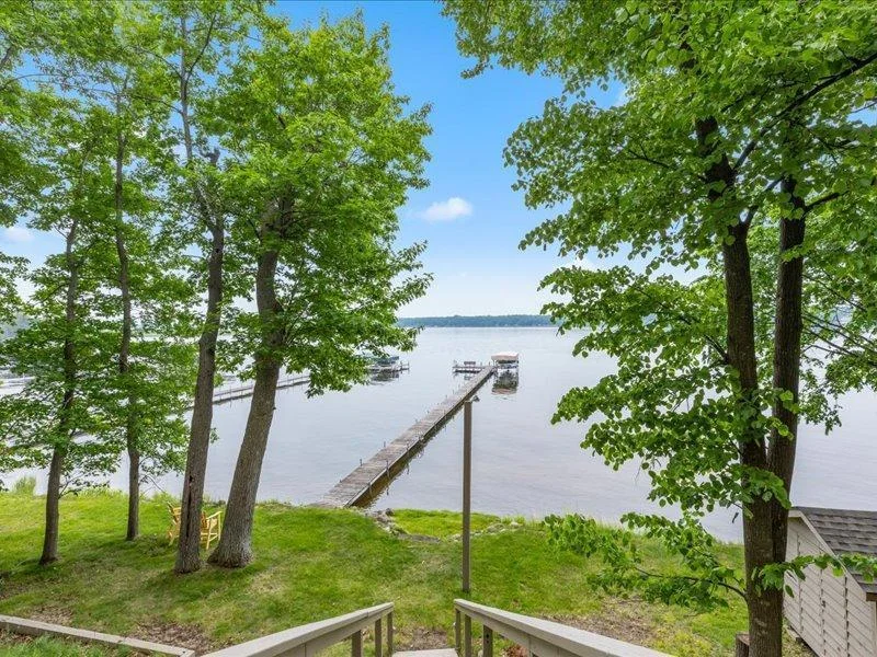 Thumbnail photo 53