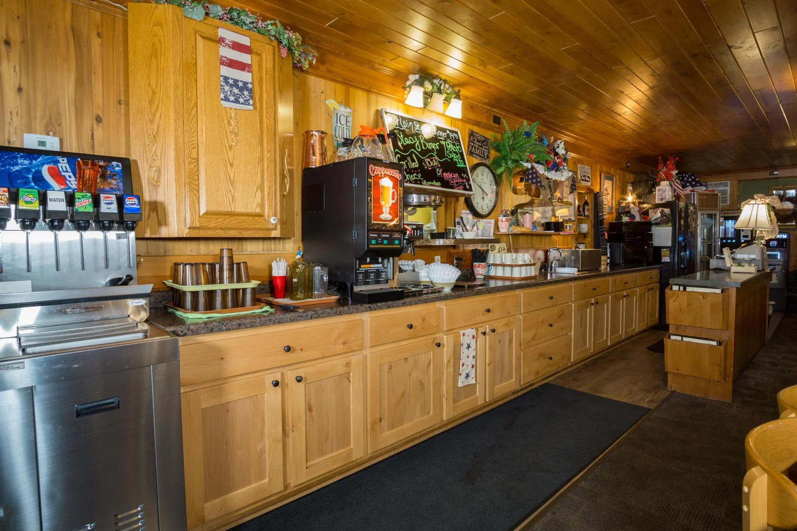 5 Dining Room.jpg