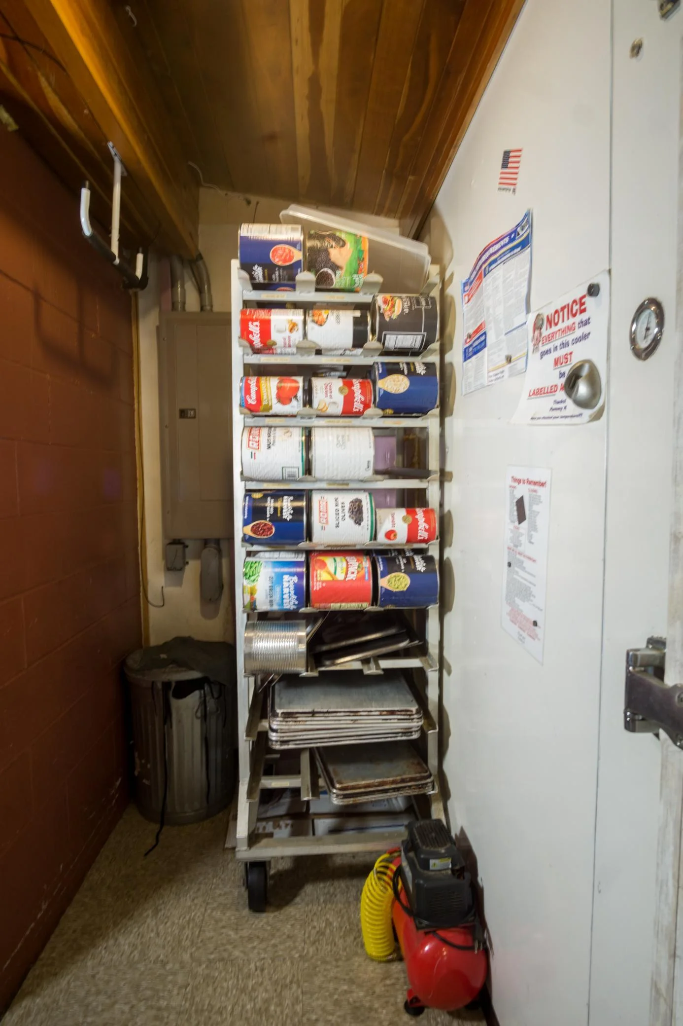 21 Main floor Back room.jpg