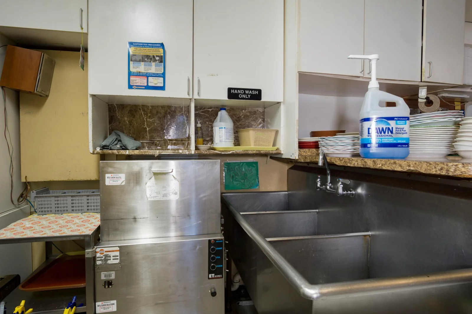 11-Kitchen.jpg