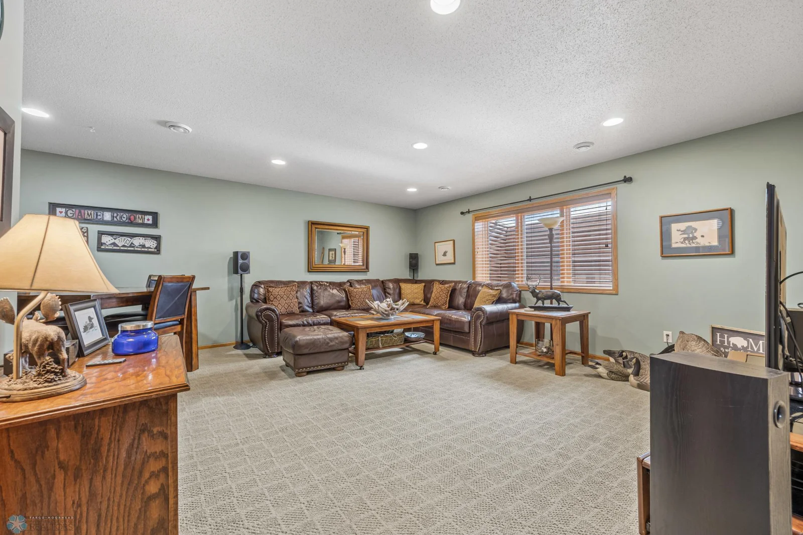 Lower-level entertainment area