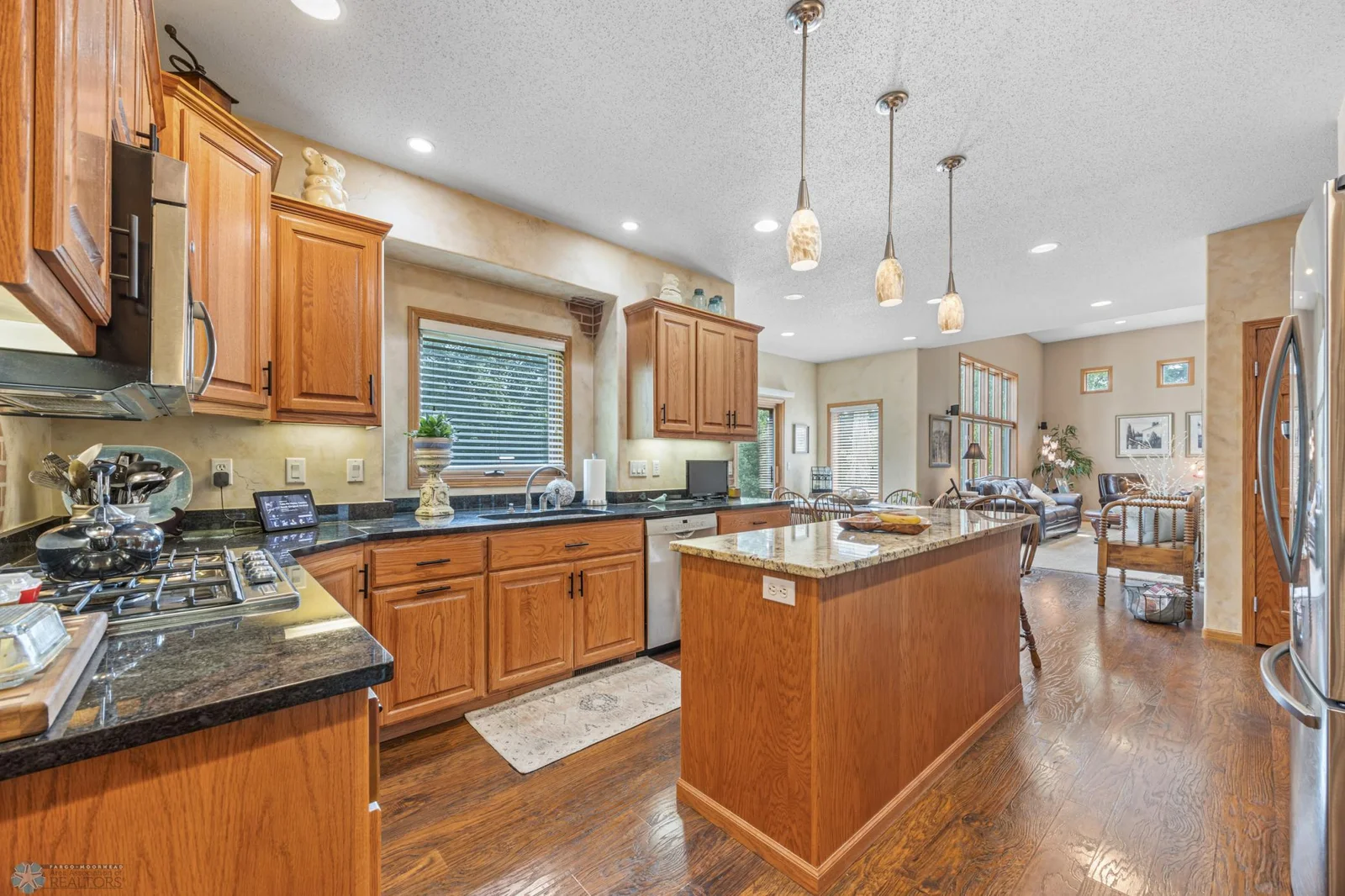 Spacious kitchen