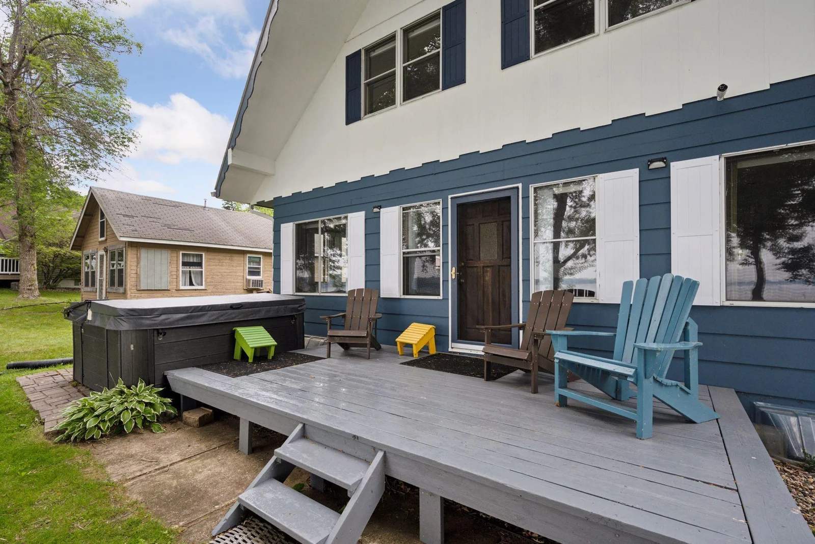 Lakeside Deck and Hot Tub